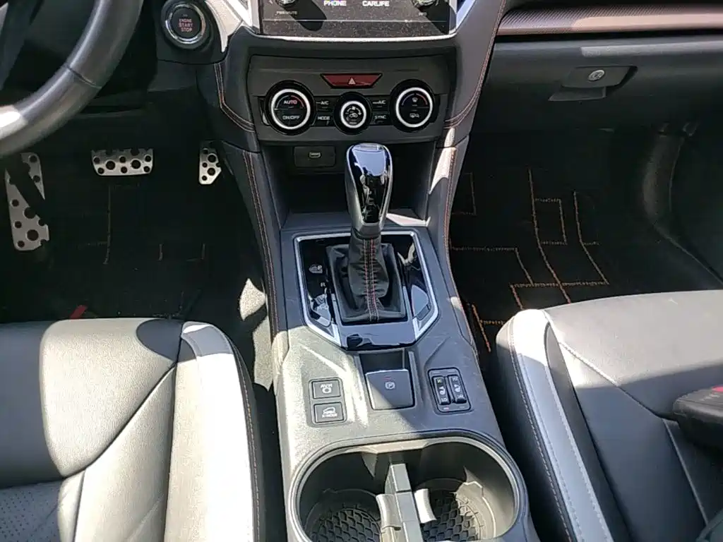 Photo 14 - Subaru XV