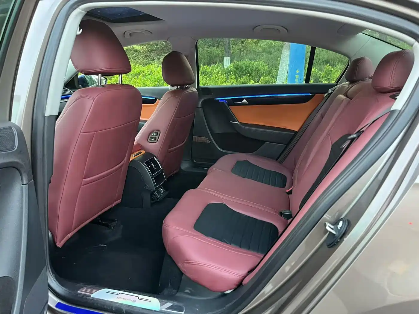 Volkswagen Magotan 2015 Facelift 1.8TSI Luxury фото 6