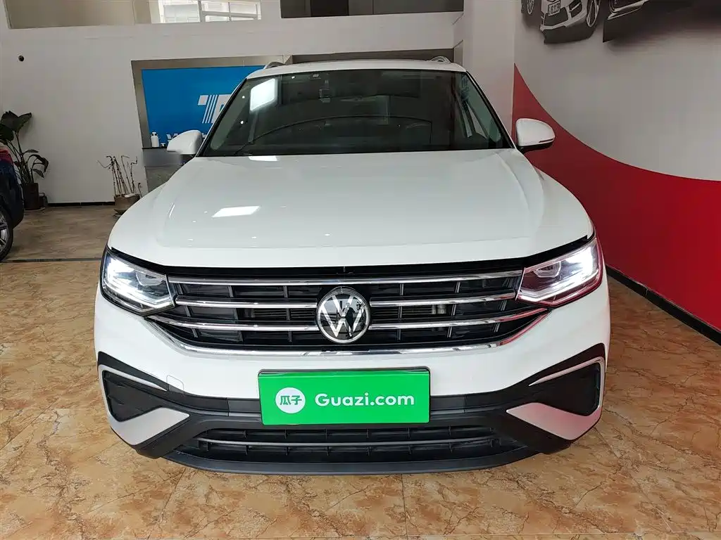 Volkswagen Tiguan L 2022 330TSI Automatic 2WD Smart Edition фото 3