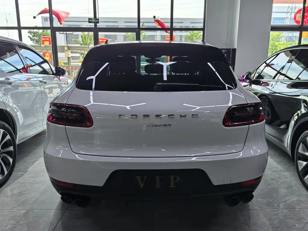 Porsche Macan 2017 Macan 2.0T фото 9