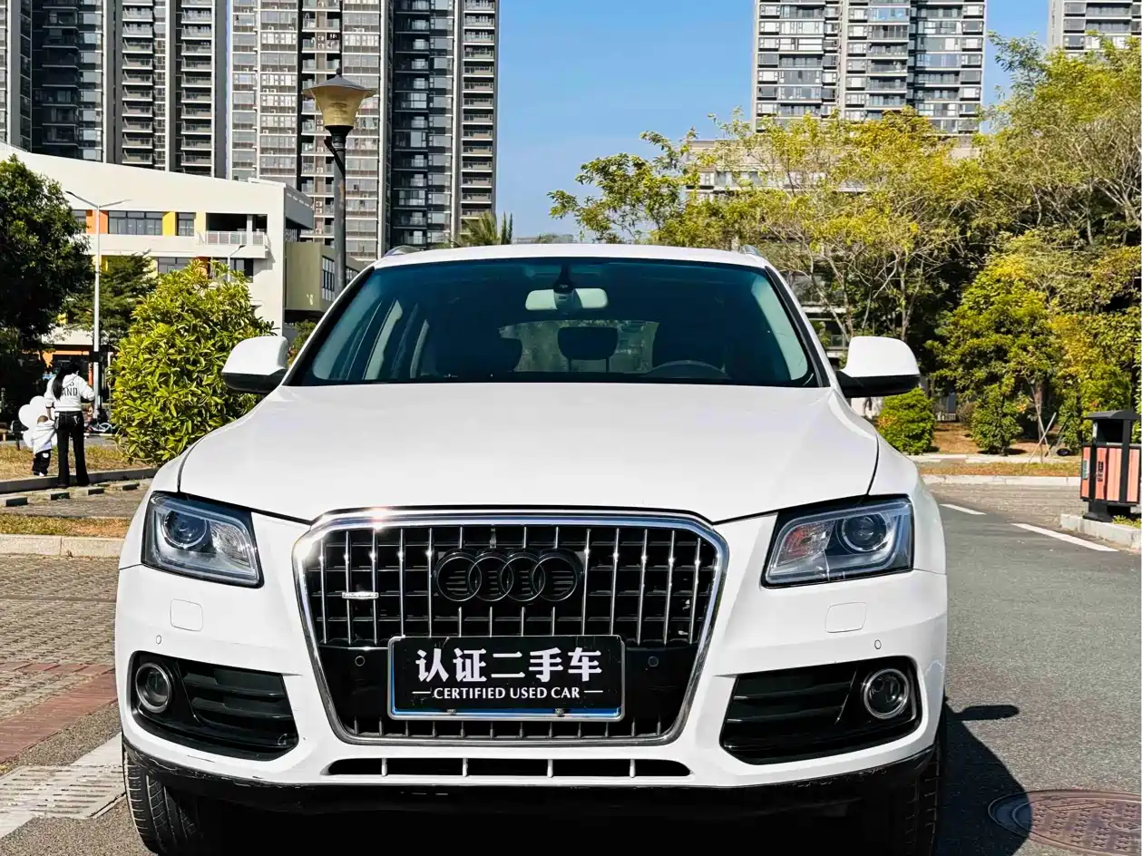 Audi Q5 2013 40 TFSI Technology фото 2