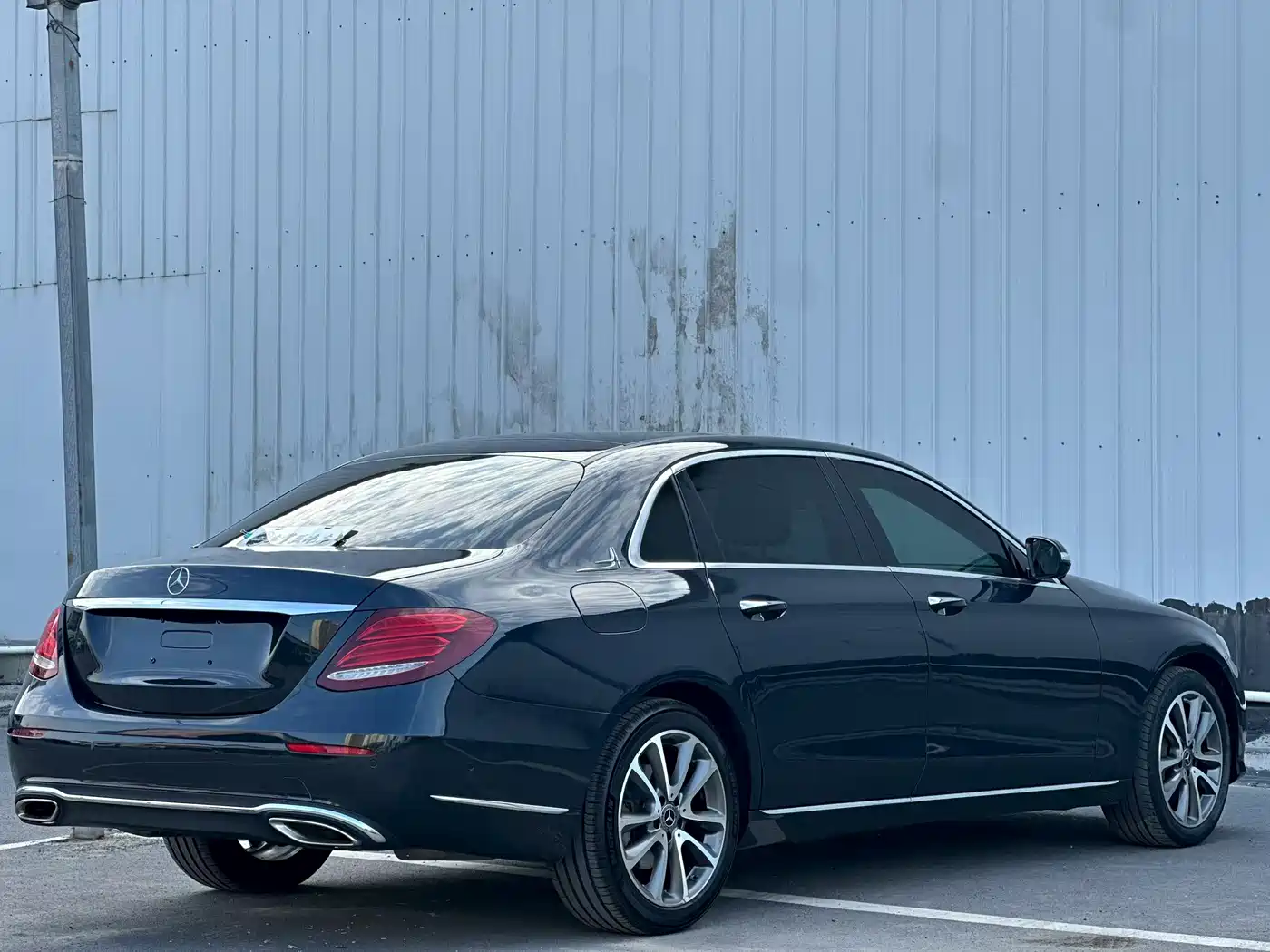 Mercedes-Benz E-Class 2017 E 300 L Luxury фото 7