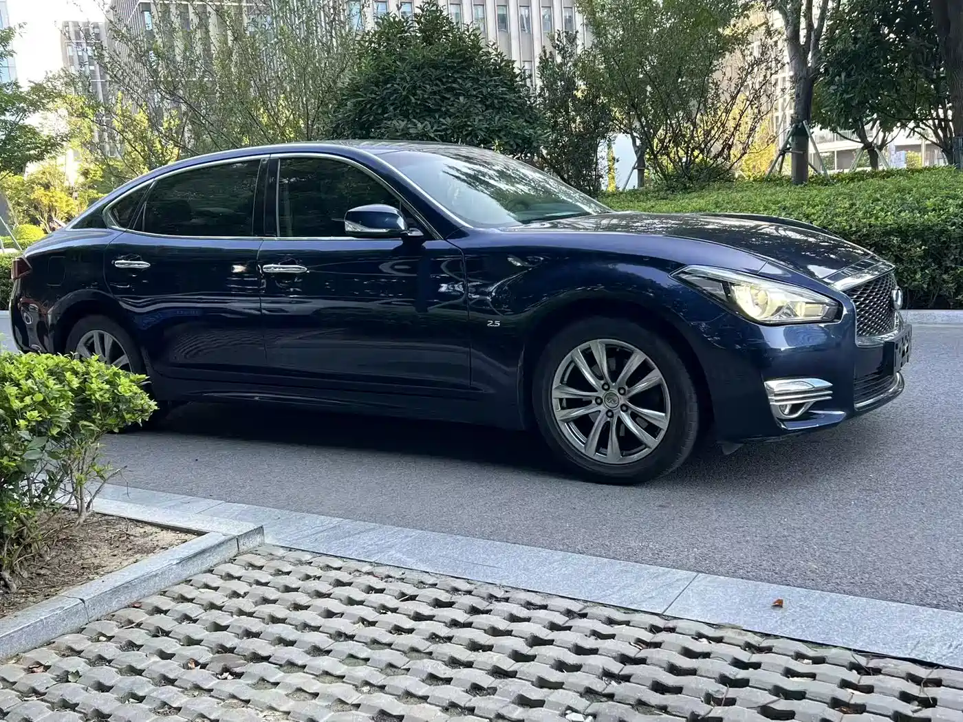 Infiniti Q70 2017 2017 Q70L 2.5L Elite Edition