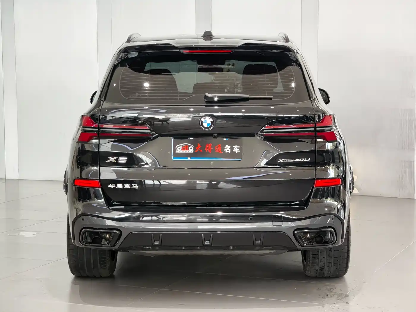 BMW X5 2025 Model xDrive 40Li M Sport Blackout Package фото 17