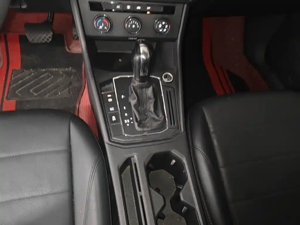Volkswagen Lavida 2018 1.5L Automatic Comfort Version China V фото 14