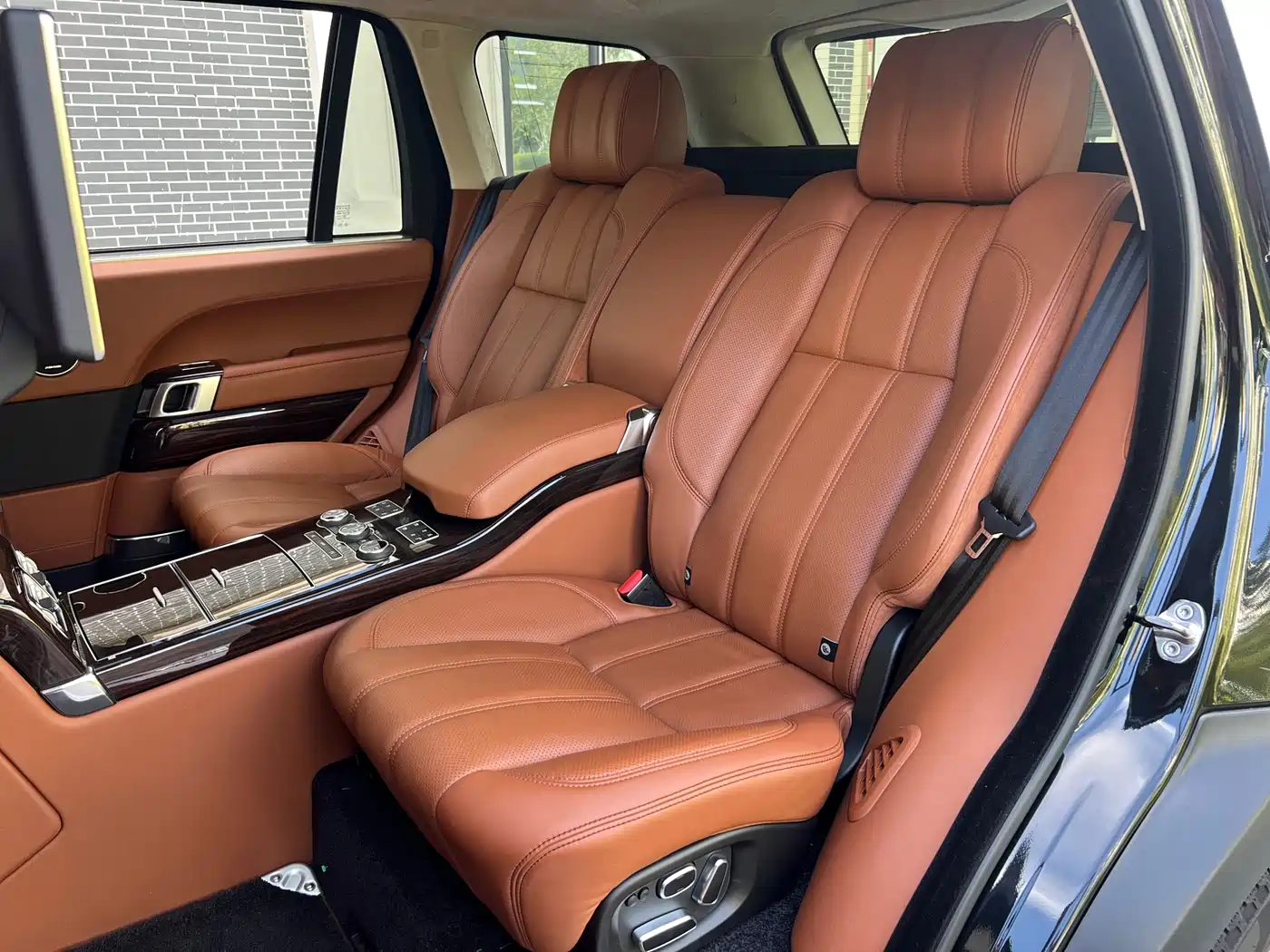 Land Rover Range Rover 2015 5.0 SC V8 AB Prestigious Genesis Extended Edition фото 15