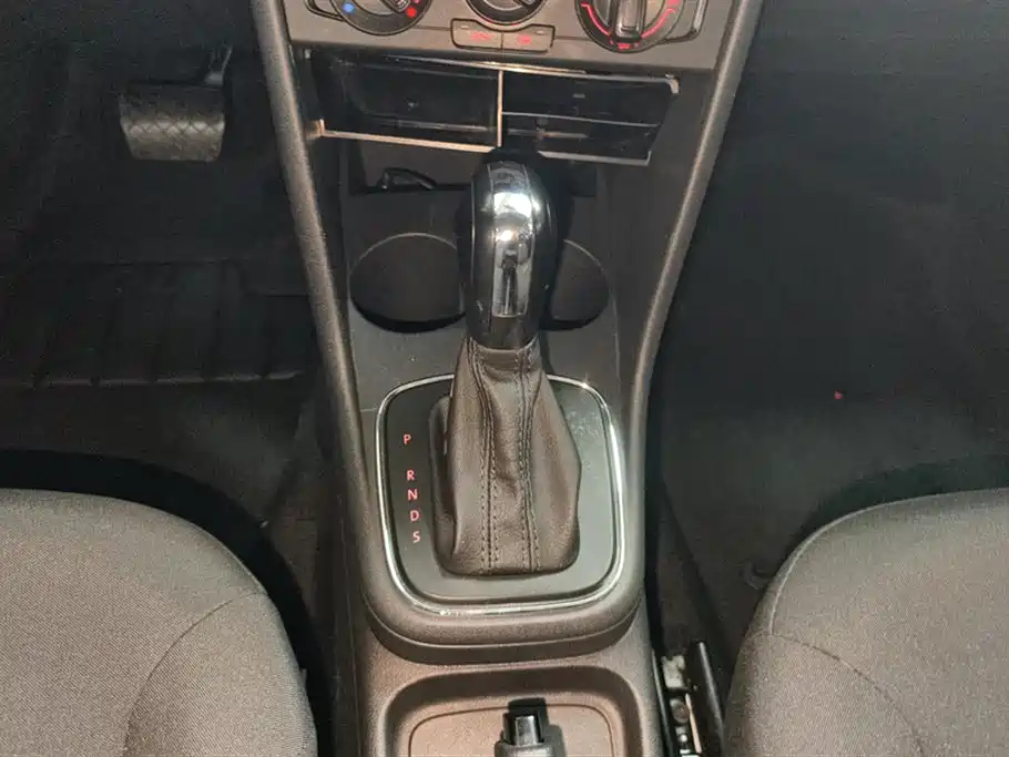 Volkswagen Polo 2018 1.5L Auto Safe Drive фото 16