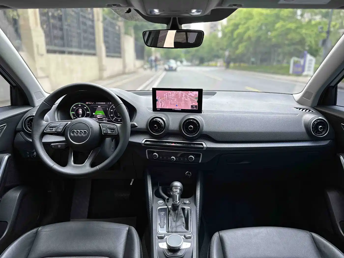Audi Q2L e-tron 2019 Q2L e-tron Pure Electric Smart Cool Edition фото 15