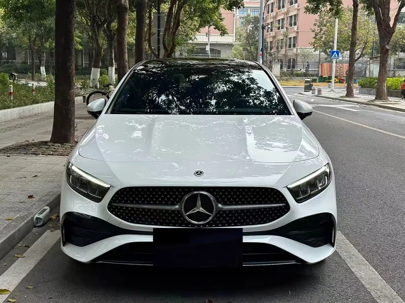 Mercedes-Benz A-Class 2023 A 200 L Fashion фото 2