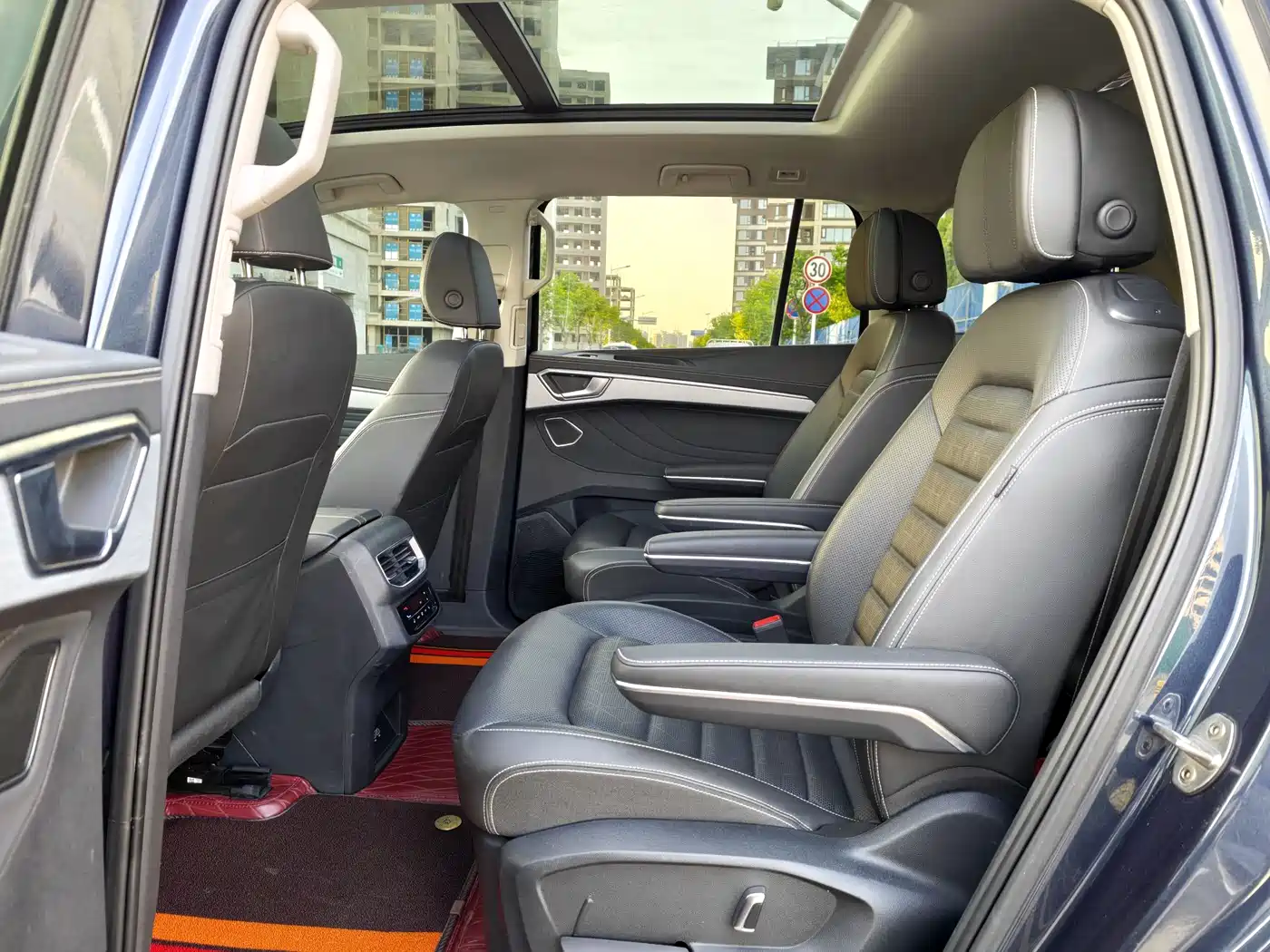 Volkswagen Talagon 2023 380TSI 4WD R-Line Explorer Edition фото 6