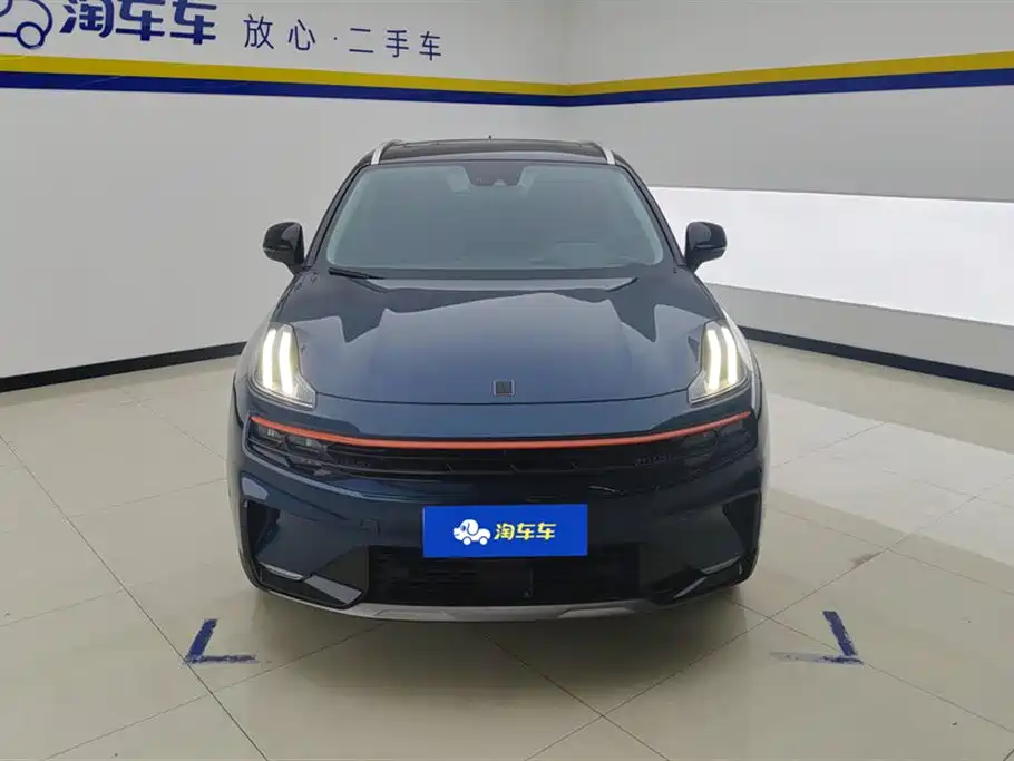 Lynk & Co 06 2020 1.5T Halo фото 2