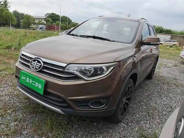 FAW Senya R7 2016 1.6L Manual Luxury