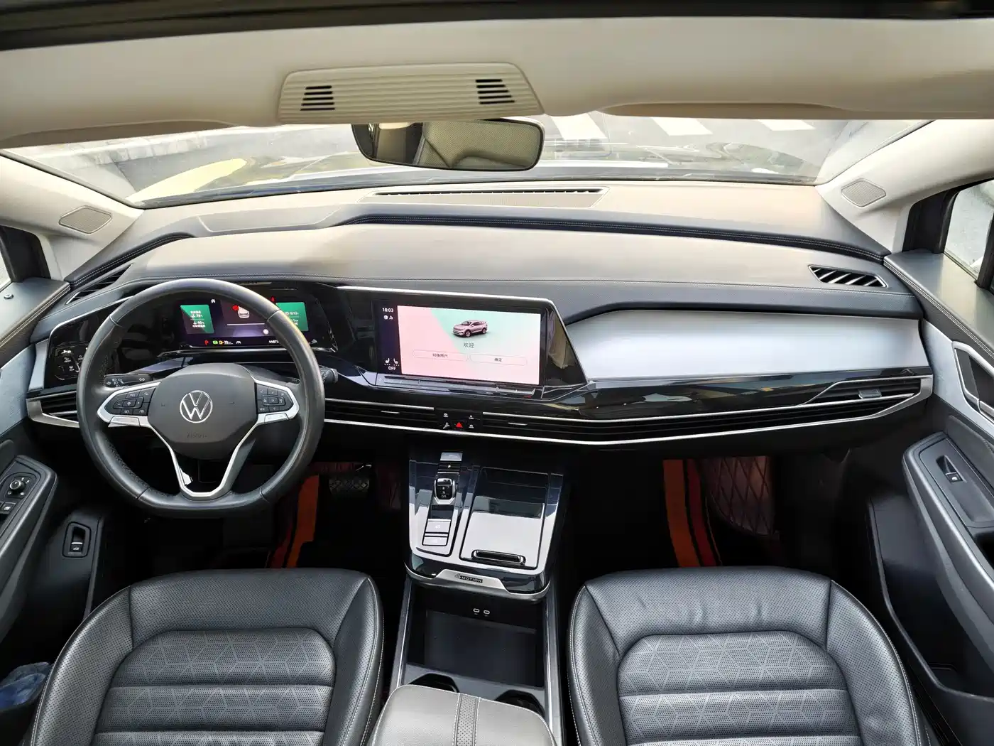 Volkswagen Talagon 2023 380TSI 4WD R-Line Explorer Edition фото 4