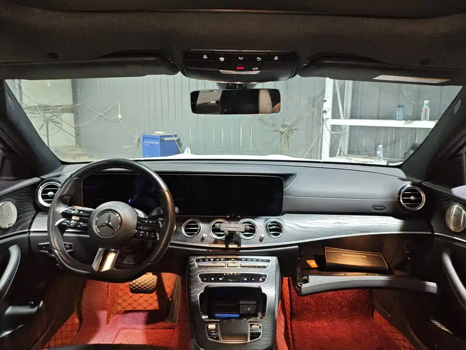 Mercedes-Benz E-Class (Import) 2021 E 260 Luxury Sport Edition фото 6