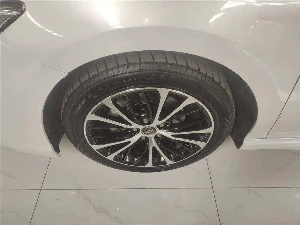 Toyota Camry 2018 2.0S Sport Edition фото 23