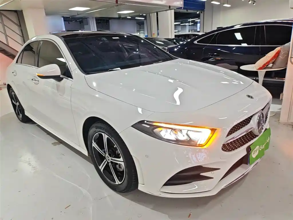 Mercedes-Benz A-Class 2022 Facelift III A 200 L Sport Sedan Fashion фото 4
