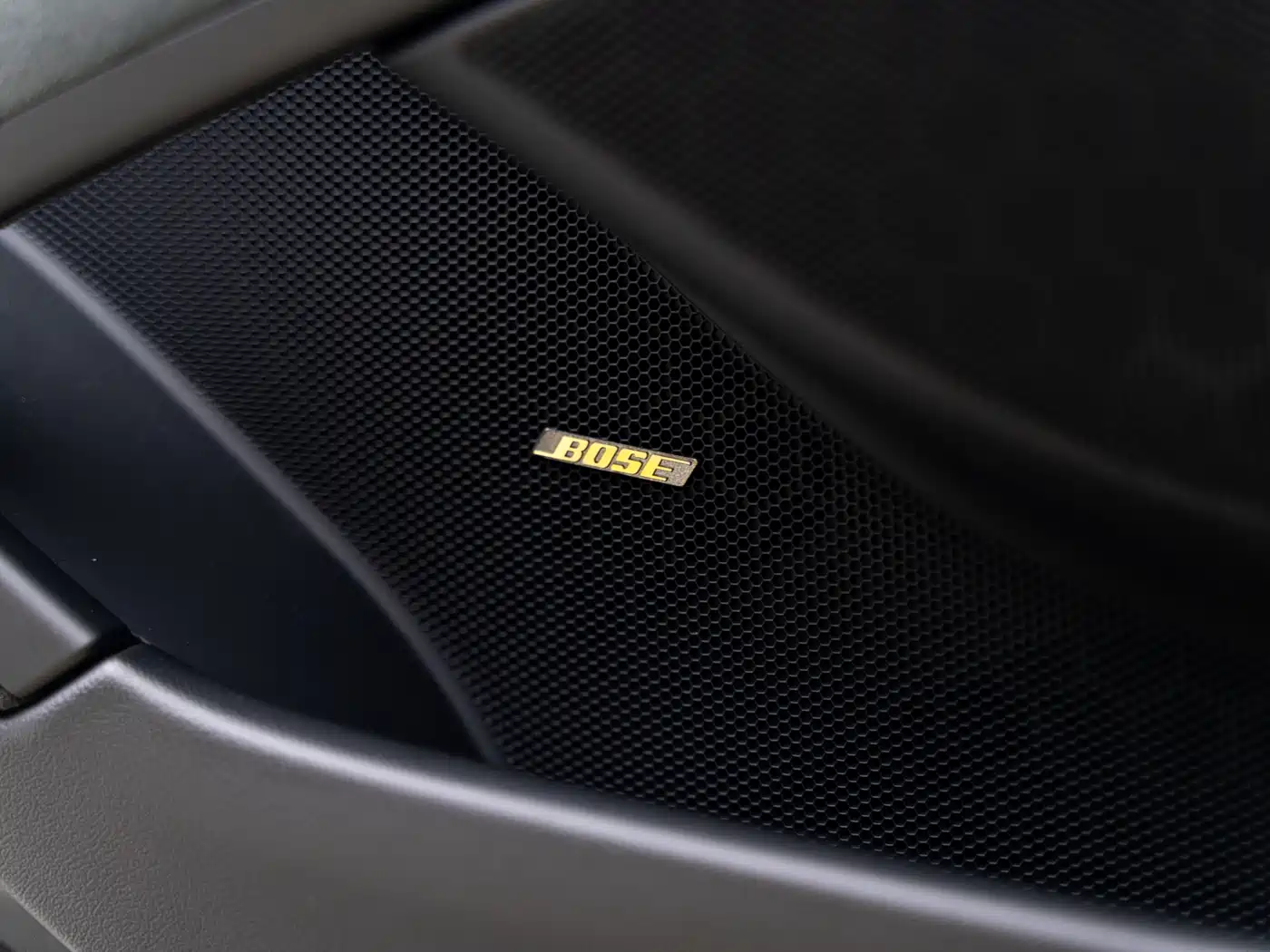 Porsche 718 2022 Cayman GT4 RS 4.0L фото 23