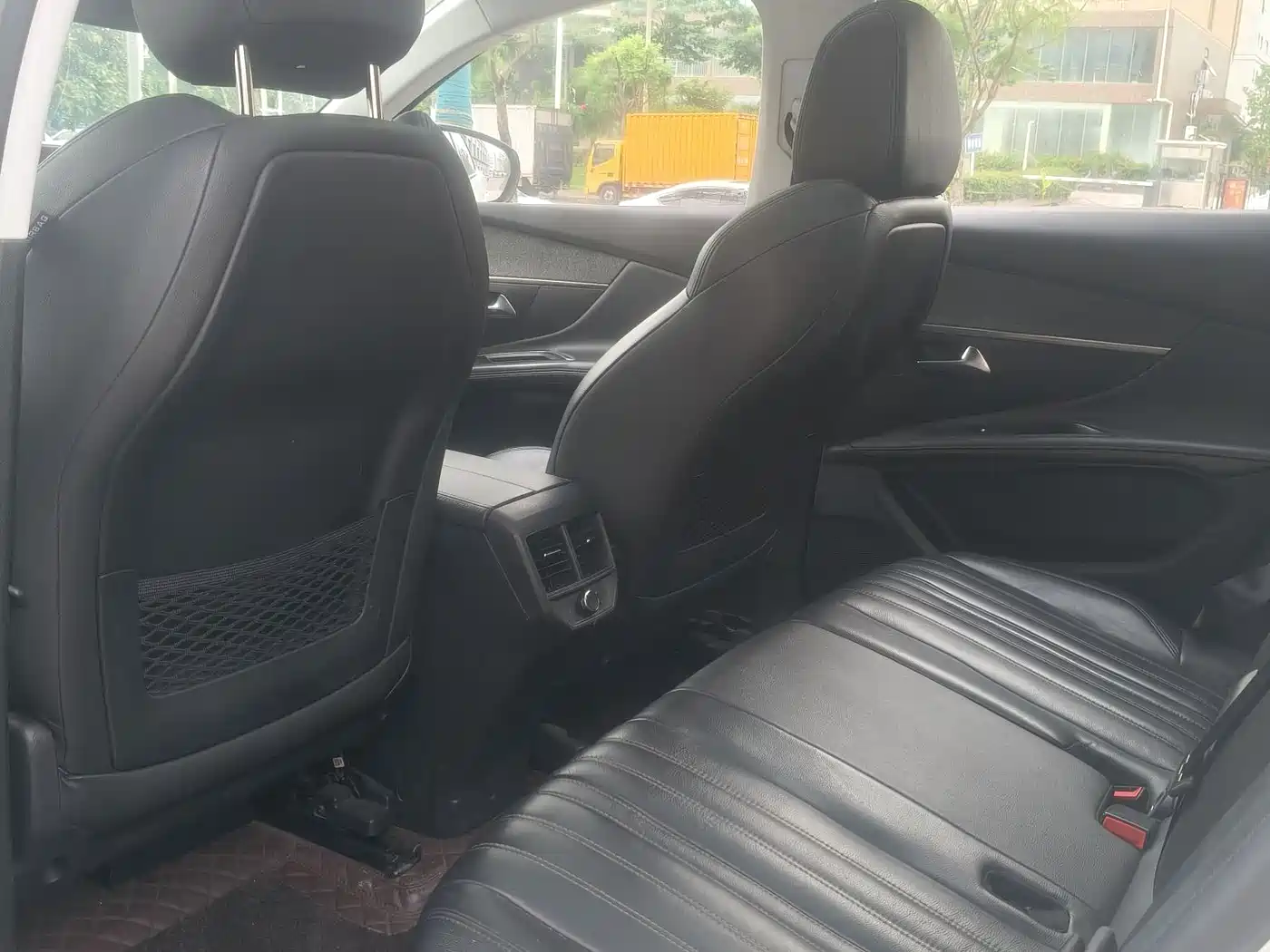 Peugeot 4008 2017 350THP Luxury Edition фото 10