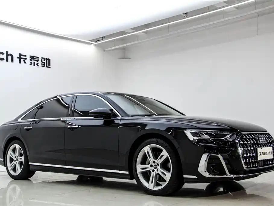 Audi A8 2023 A8L 50 TFSI quattro Exclusive фото 3