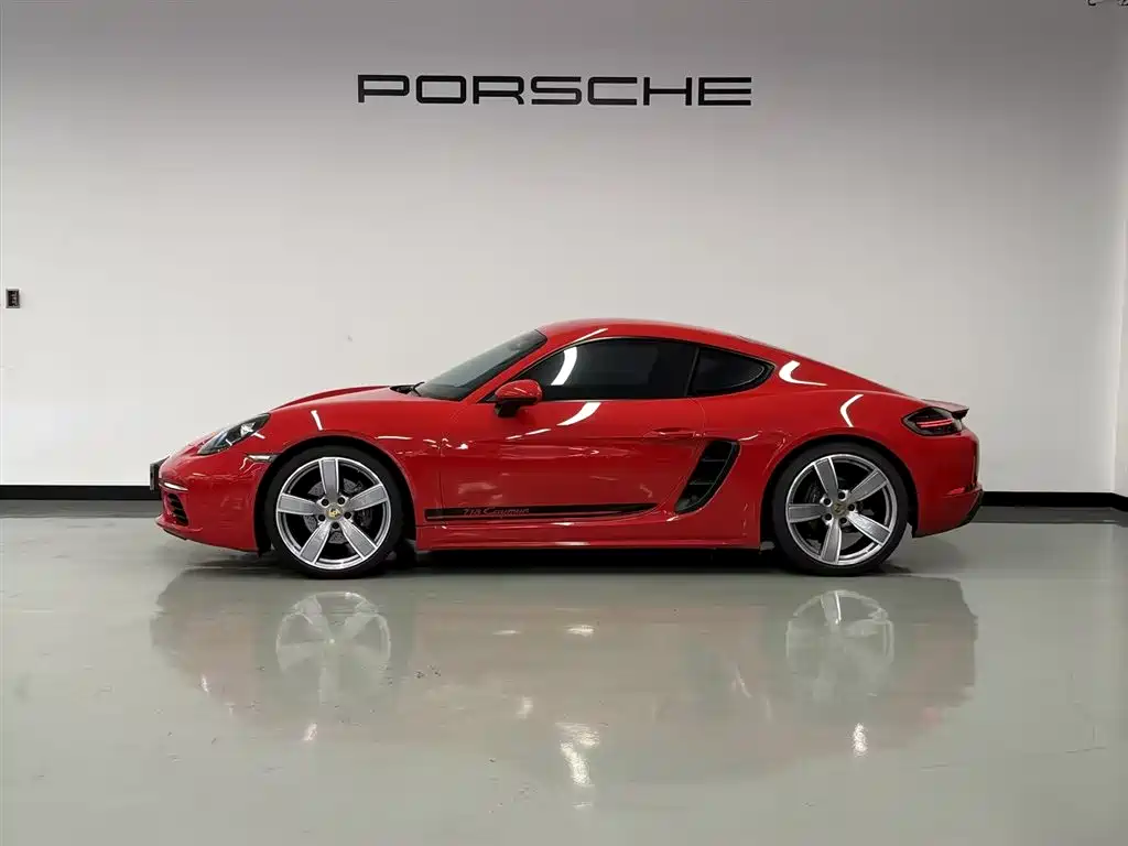 Porsche 718 2018 Cayman 2.0T фото 7