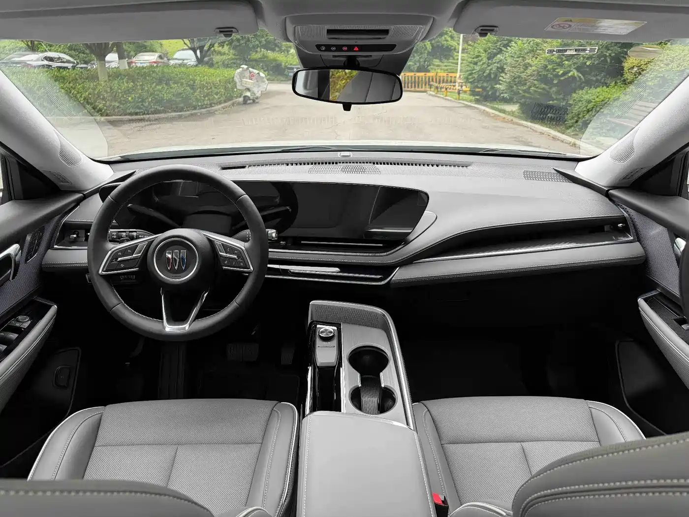 Buick E5 2025 Model 620KM Premium Edition фото 7