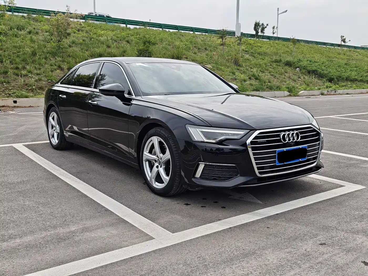 Audi A6L 2019 45 TFSI quattro Premium Elegance фото 3