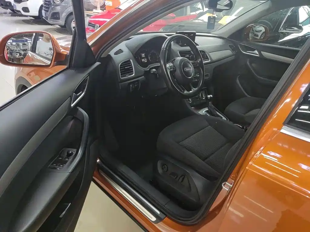 Фото 16 - Audi Q3