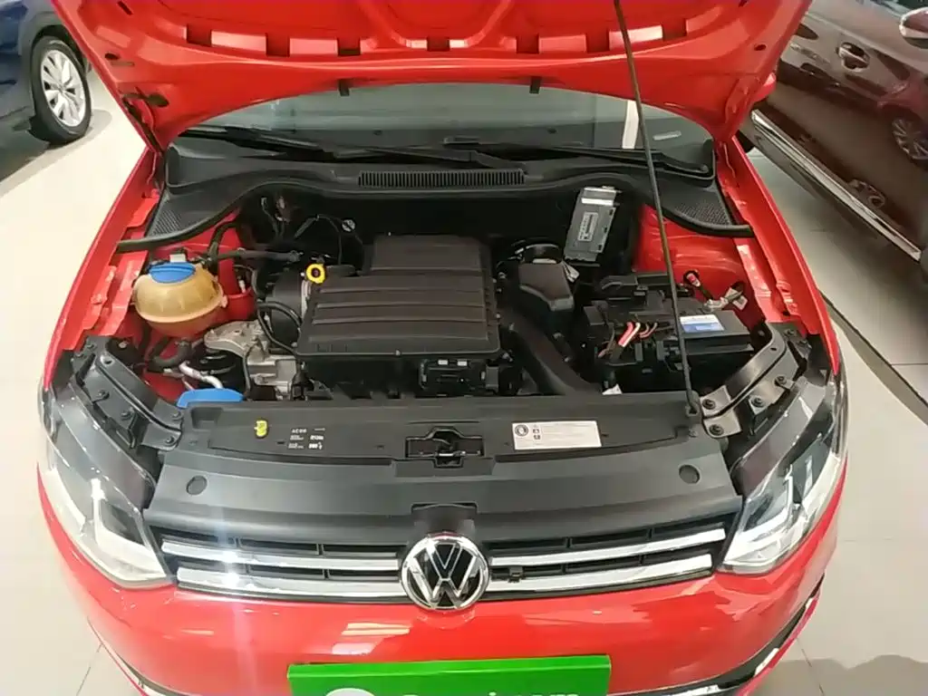 Volkswagen Polo 2016 2016 1.6L Automatic Luxury