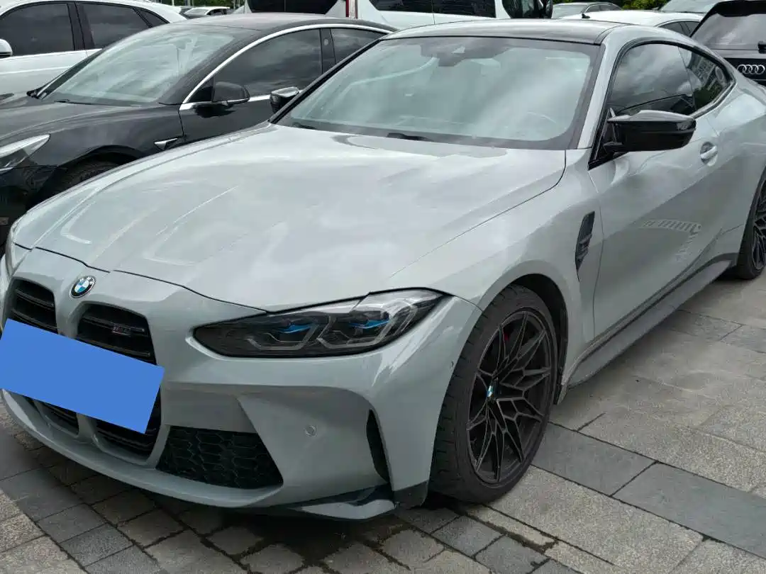 BMW M4