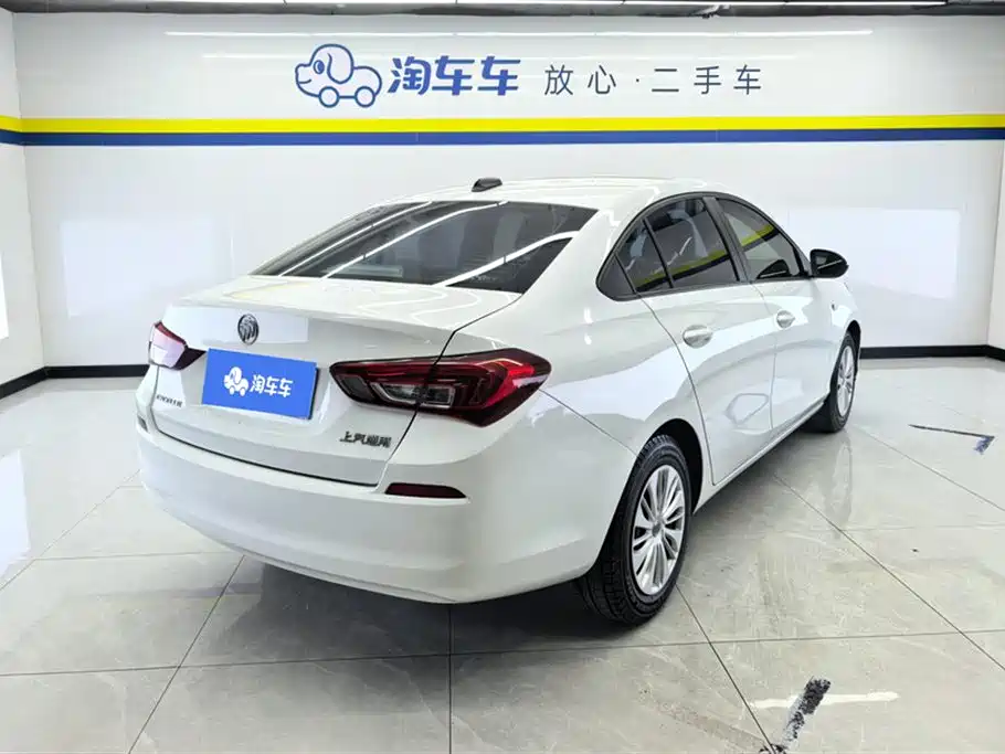 Buick Excelle 2020 15N CVT Elite фото 3