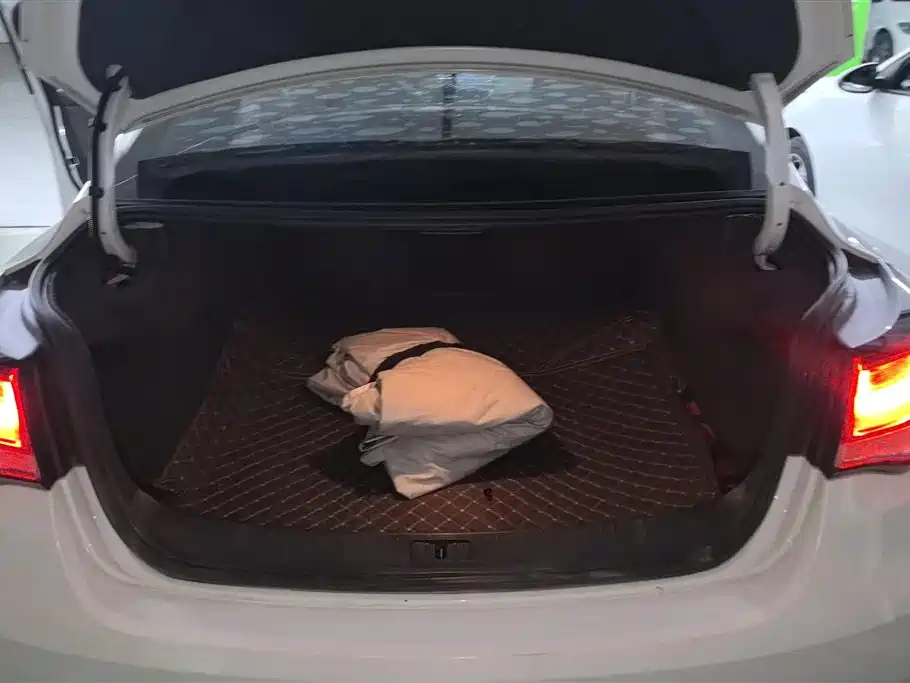 Chevrolet Malibu 2018 530T Automatic Comfort Edition фото 4