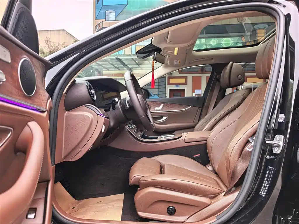 Mercedes-Benz E-Class 2021 Facelift E 260 L фото 5