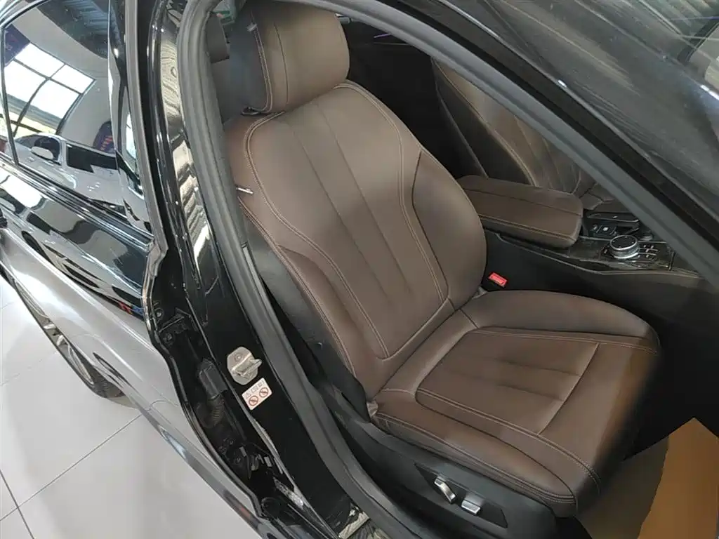 BMW 5 Series 2019 Facelift 525Li M Sport Package фото 25