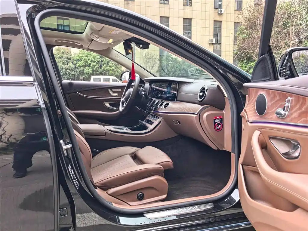 Mercedes-Benz E-Class 2021 Facelift E 260 L фото 7