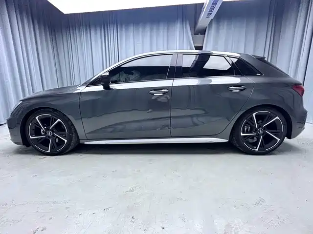 Audi A3 2023 Sportback 35 TFSI Fashion Sport — фото 4