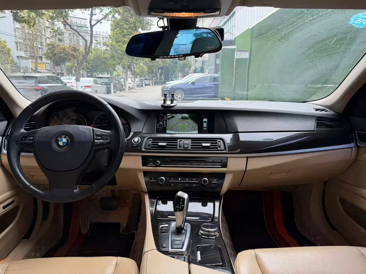 BMW 5 Series 2013 525Li Luxury фото 7