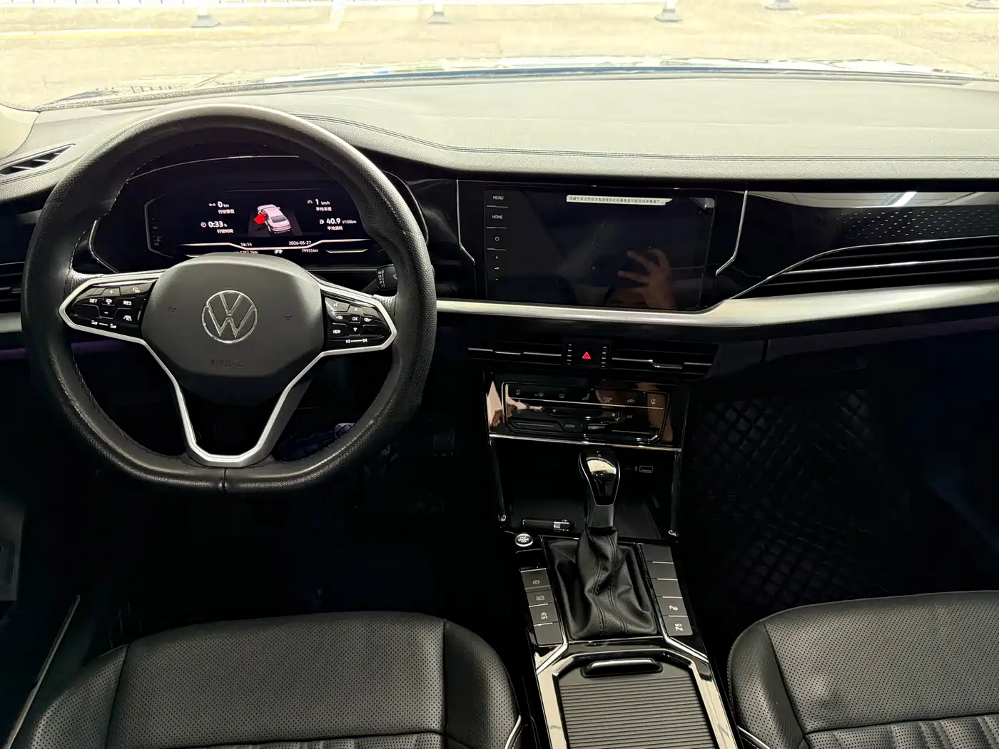 Volkswagen Passat 2023 330TSI Starlight Luxury Edition фото 8