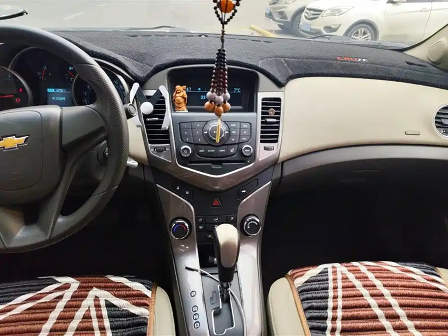 Chevrolet Cruze 2015 1.5L Classic SE AT фото 13