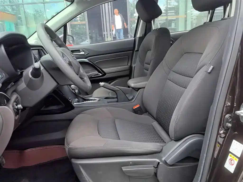 GAC Trumpchi Trumpchi GS4 2015 200T G-DCT Elite Edition фото 15