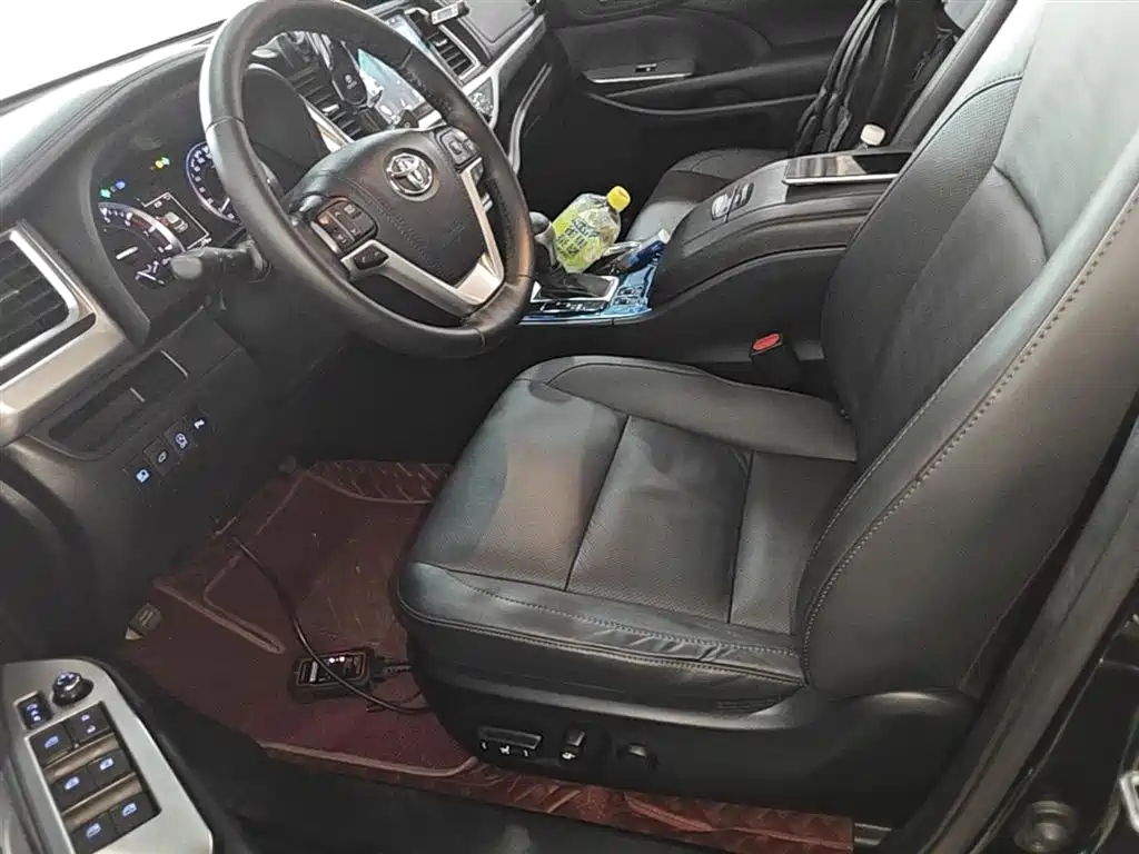 Toyota Highlander 2021 2.0T AWD Premium 7-Seater фото 15