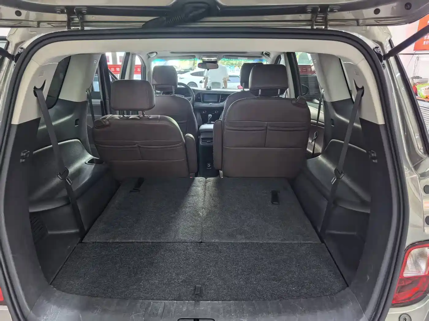 Buick GL6 2019 18T 6-seat Connected Luxury China VI фото 6