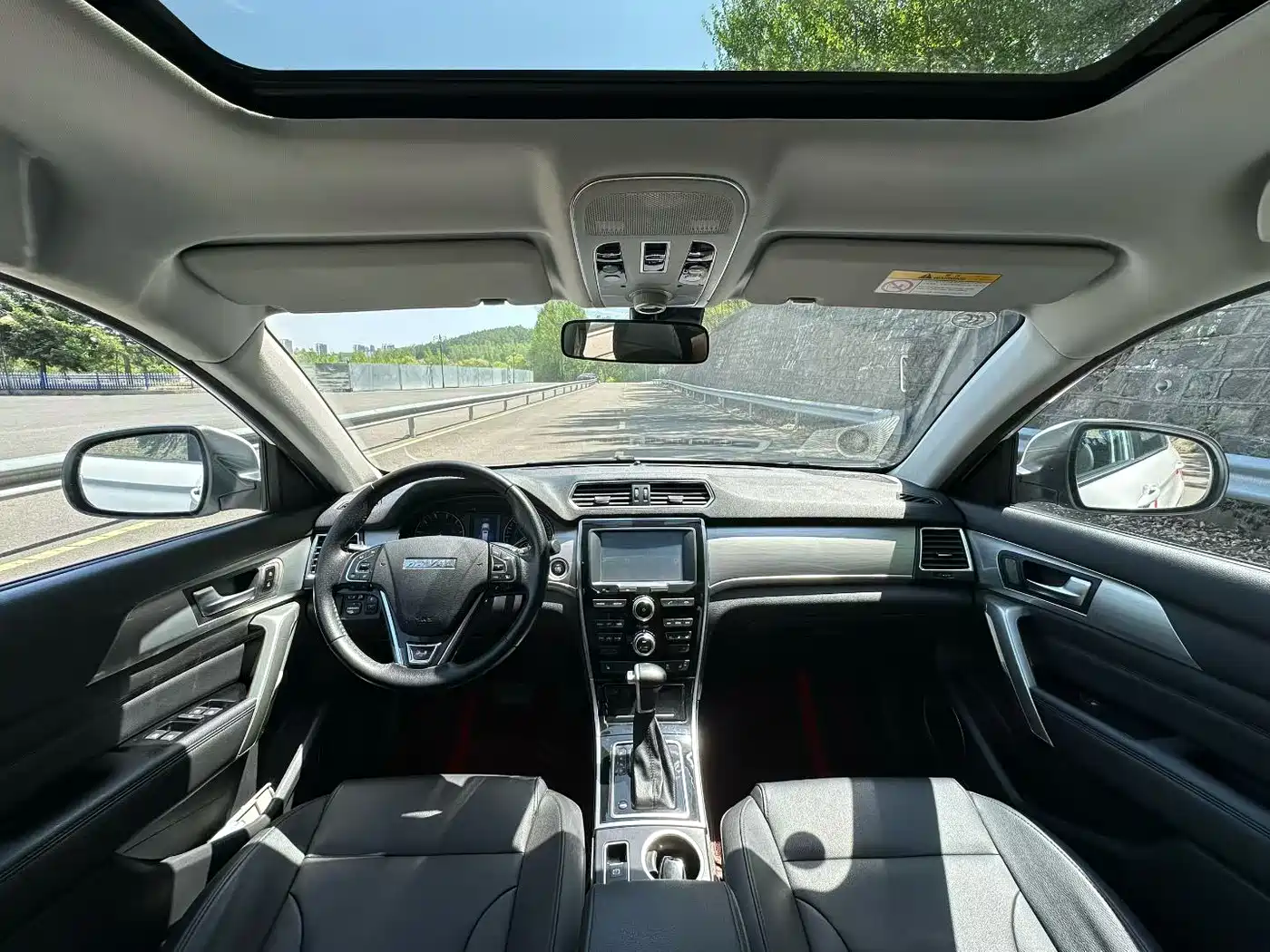 Haval H2 2017 Blue Label 1.5T Automatic 2WD Luxury фото 4