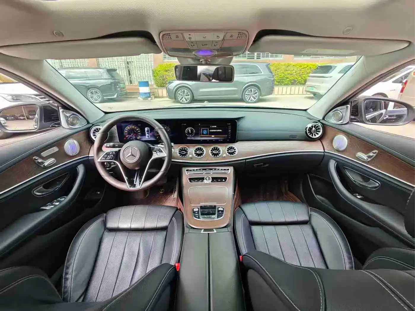 Mercedes-Benz E-Class 2016 E 200 L фото 16