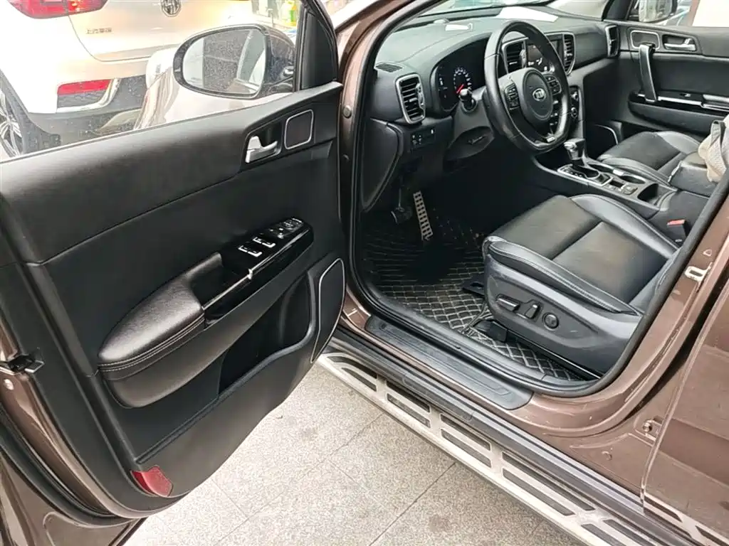 KIA KX5
