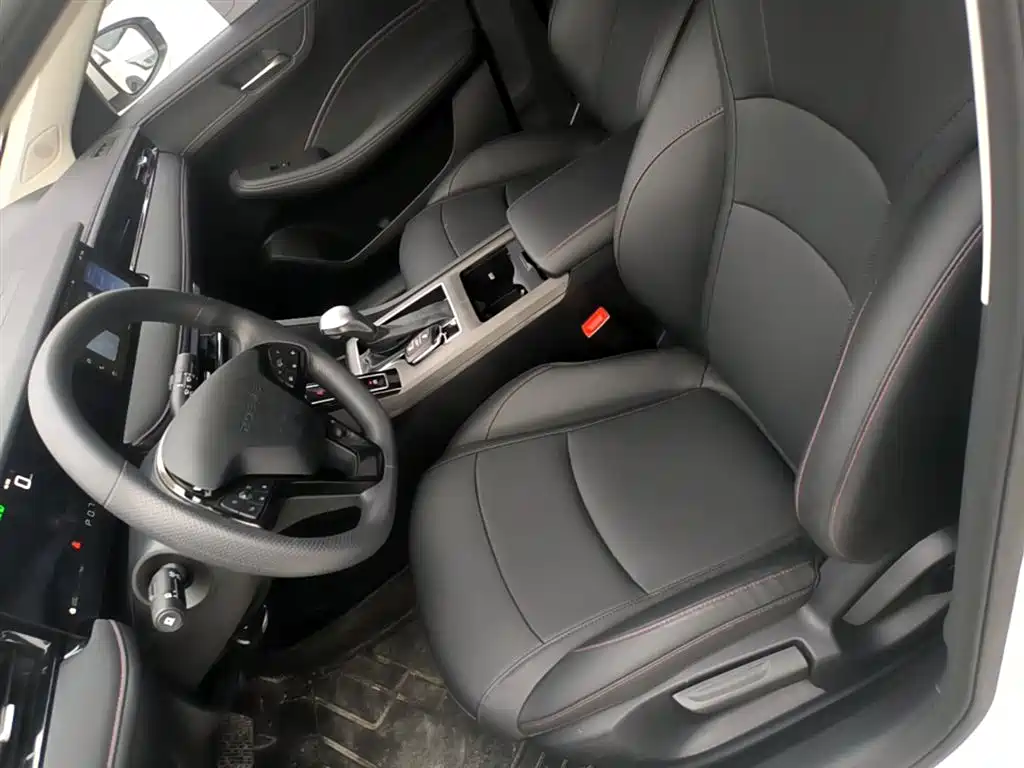 Roewe i5 2026 2026 1.5L CVT Luxury