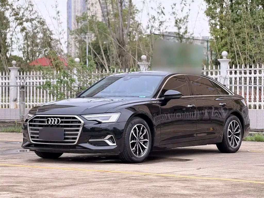 Audi A6L 2024 40 TFSI Luxury Elegance фото 2