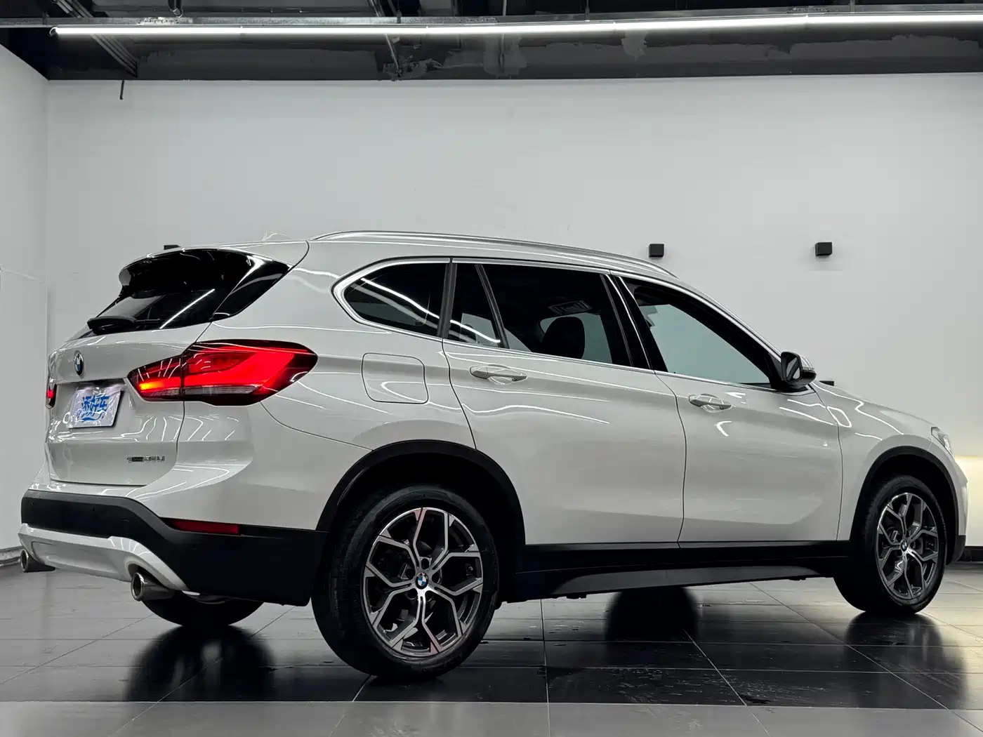 BMW X1 2022 sDrive25Li Leading фото 16