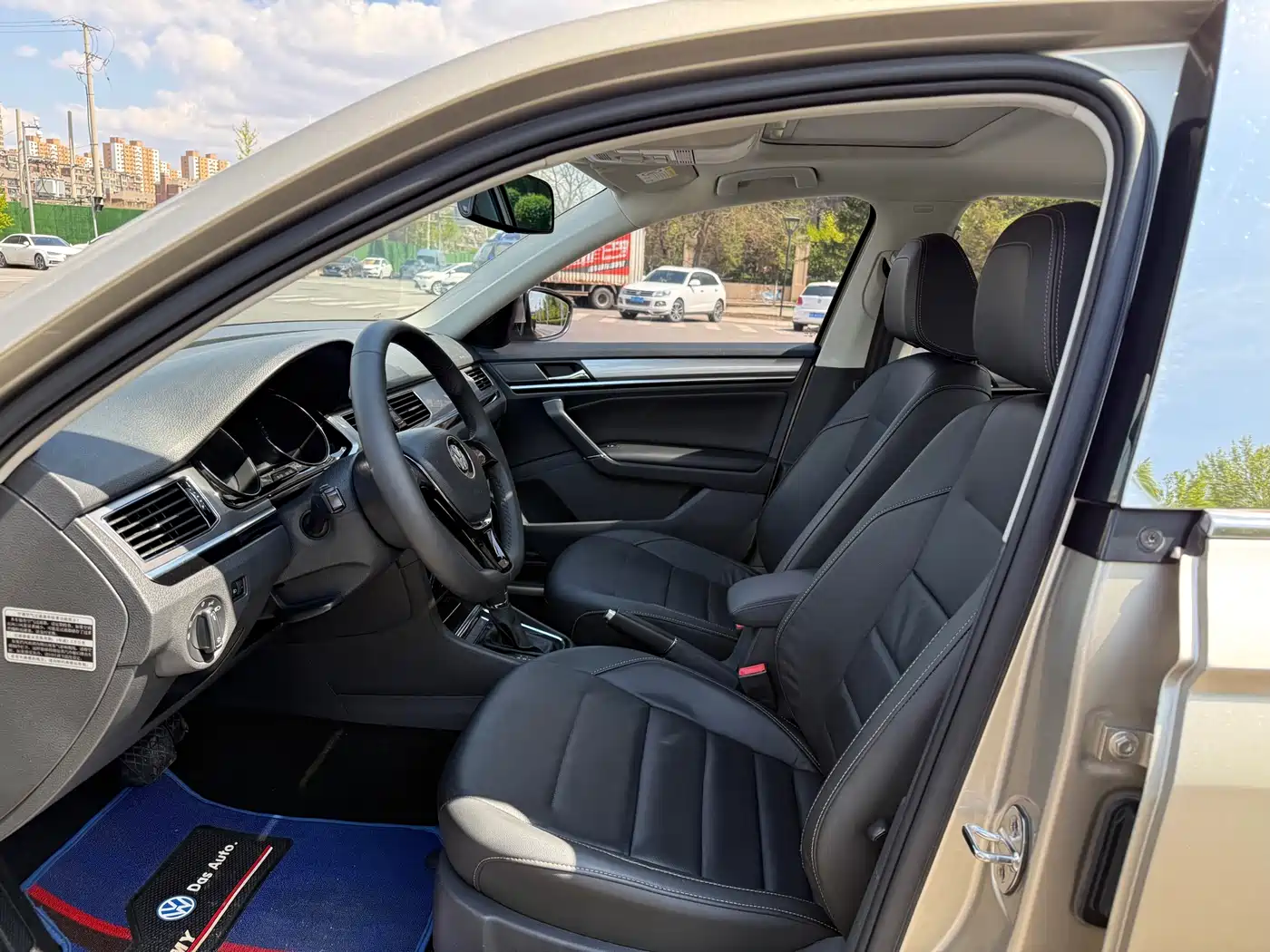 Volkswagen Bora 2016 Model 1.6L Automatic Comfort фото 4