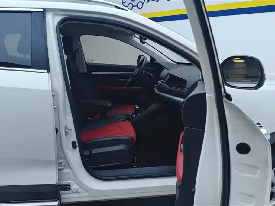 Haval H2s 2018 Red Label 1.5T DCT Comfort Model фото 8