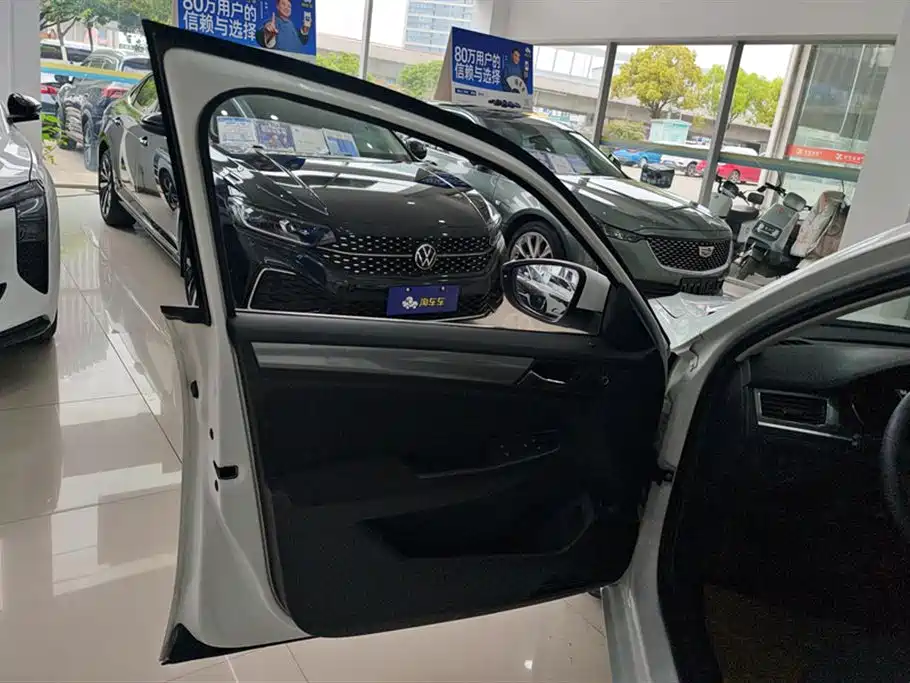 Volkswagen Bora 2019 Bora Legend 1.5L Automatic Fashion China V фото 7